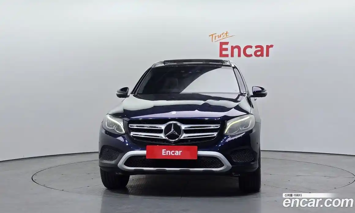 Mercedes-Benz GLC-Class 2018 2.0 гидро, фото 3 Mercedes-Benz GLC-Class 2018 2.0 гидро, фото 3