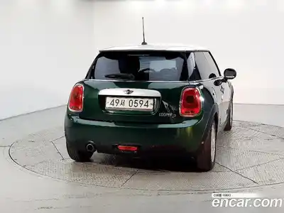 Mini Cooper 2014 1.5 автомат (гидро), миниатюра 3