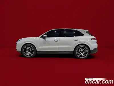 Porsche Cayenne, 2024, 24 300 км