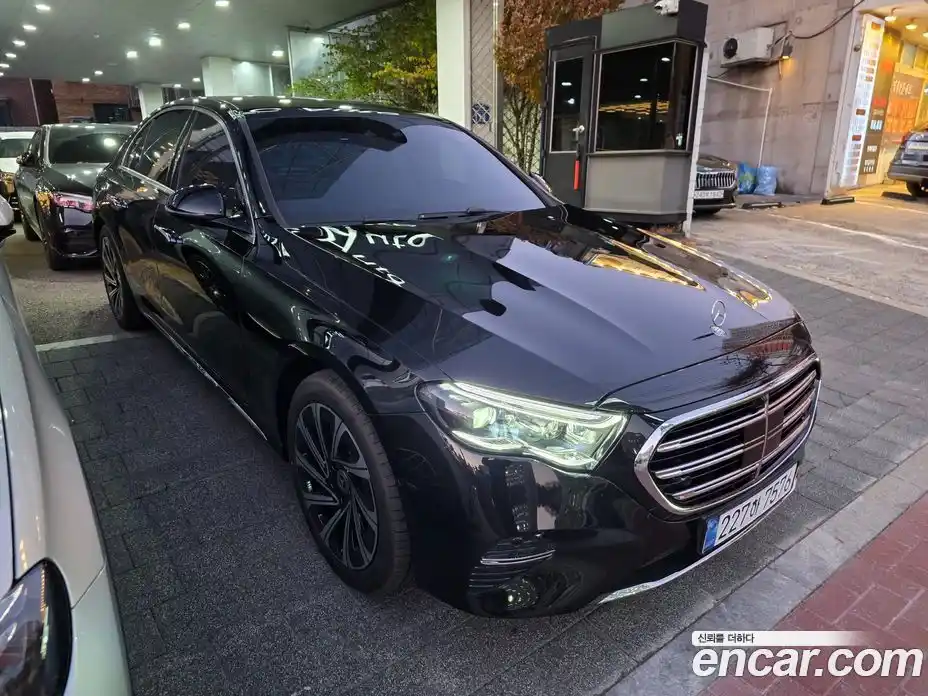 Mercedes-Benz E-Class 2025 2.0 автомат (гидро), фото 3