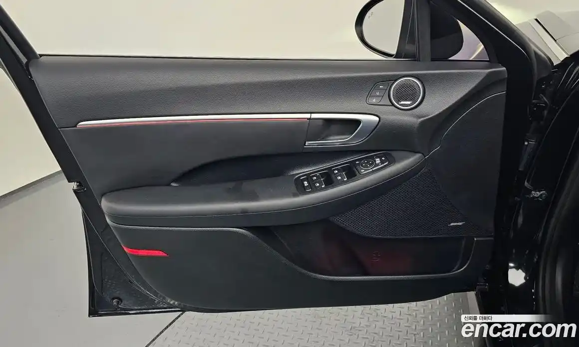 Hyundai Sonata 2019 2.0 автомат (гидро), фото 14