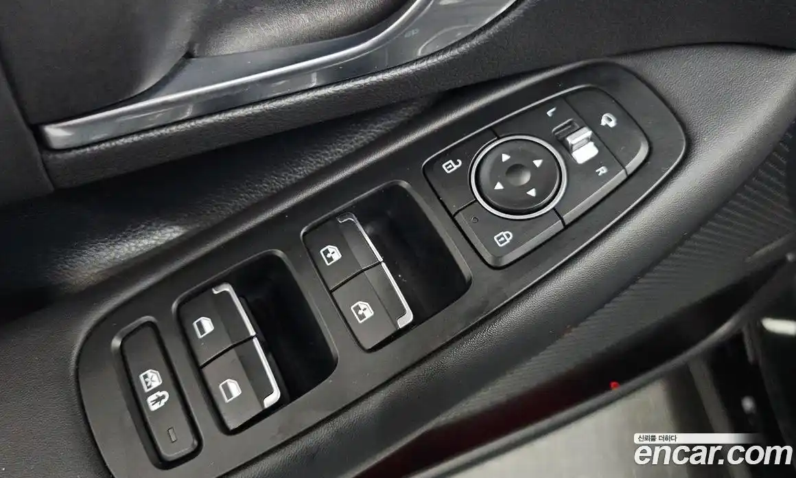 Hyundai Sonata 2019 2.0 автомат (гидро), фото 30