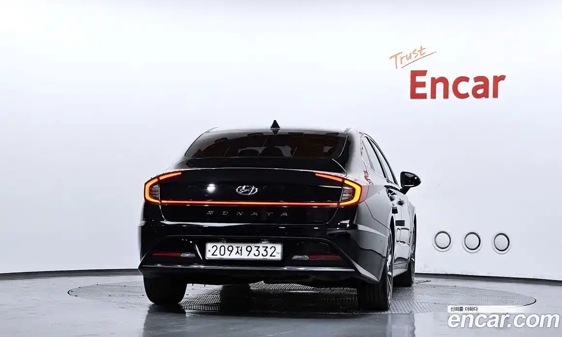 Hyundai Sonata 2019 2.0 автомат (гидро), фото 4