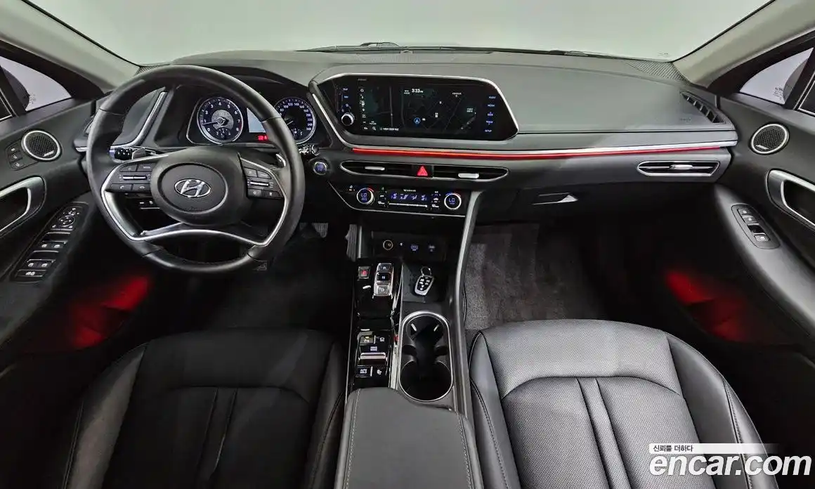 Hyundai Sonata 2019 2.0 автомат (гидро), фото 10