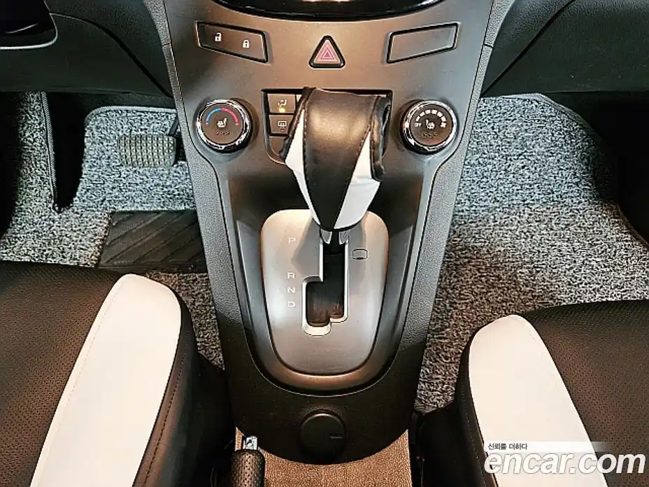 Chevrolet Orlando 2013 2.0 автомат (гидро), фото 15