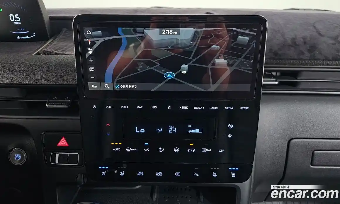 Hyundai Staria 2022 3.5 автомат (гидро), фото 12