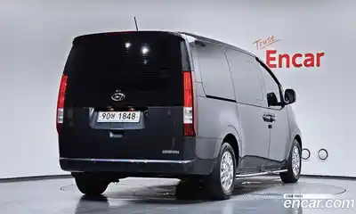 Hyundai Staria 2022 3.5 автомат (гидро), миниатюра 2
