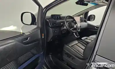 Hyundai Staria 2022 3.5 автомат (гидро), миниатюра 10