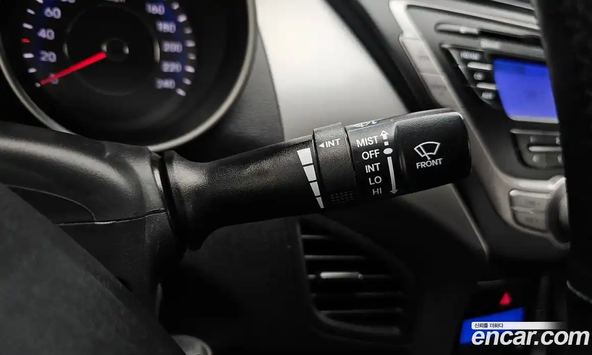 Hyundai Avante 2012 1.6 автомат (гидро), фото 23