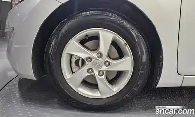 Hyundai Avante 2012 1.6 автомат (гидро), миниатюра 4