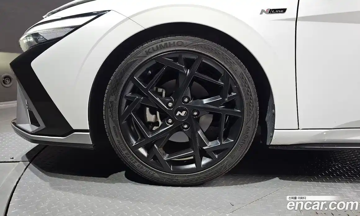 Hyundai Avante 2024 1.6 автомат (гидро), фото 5