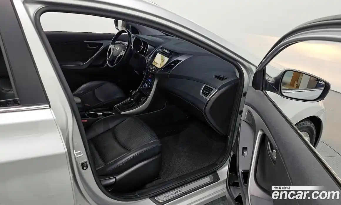 Hyundai Avante 2014 1.6 автомат (гидро), фото 16
