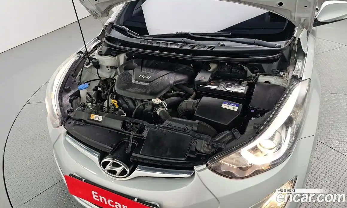 Hyundai Avante 2014 1.6 автомат (гидро), фото 6