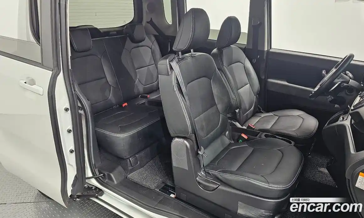 Kia Ray 2023 0.1 автомат (гидро), фото 16