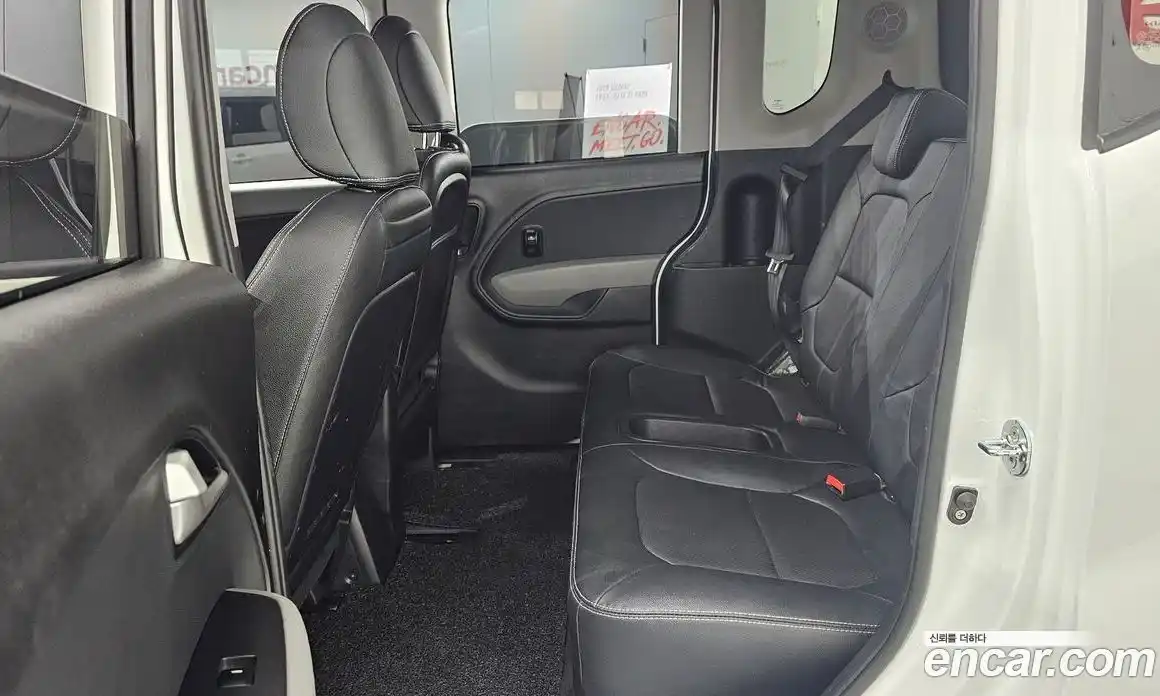 Kia Ray 2023 0.1 автомат (гидро), фото 17