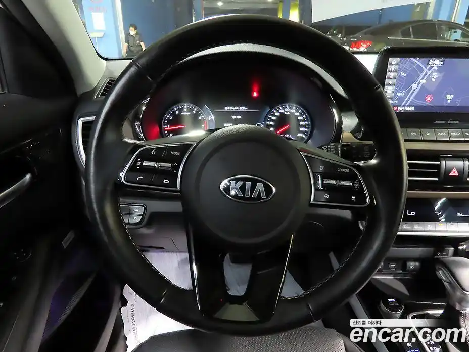 Kia Seltos 2019 1.6 автомат (гидро), фото 16