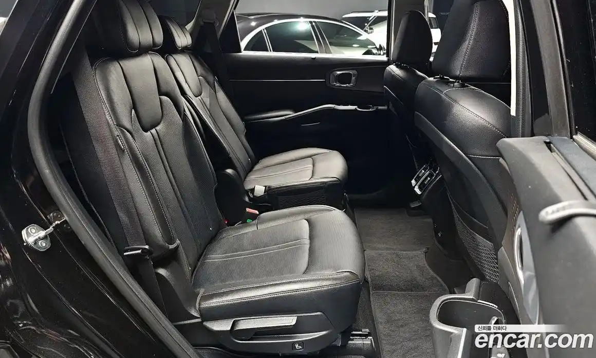 Kia Sorento 2024 2.5 автомат (гидро), фото 17