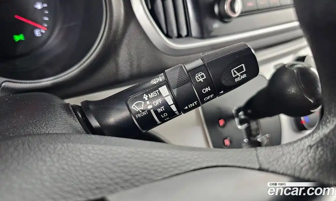 Kia Ray 2022 1.0 автомат (гидро), фото 25