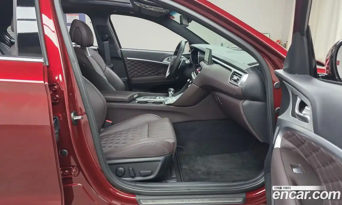 Genesis G70 2024 2.5 автомат (гидро), фото 16