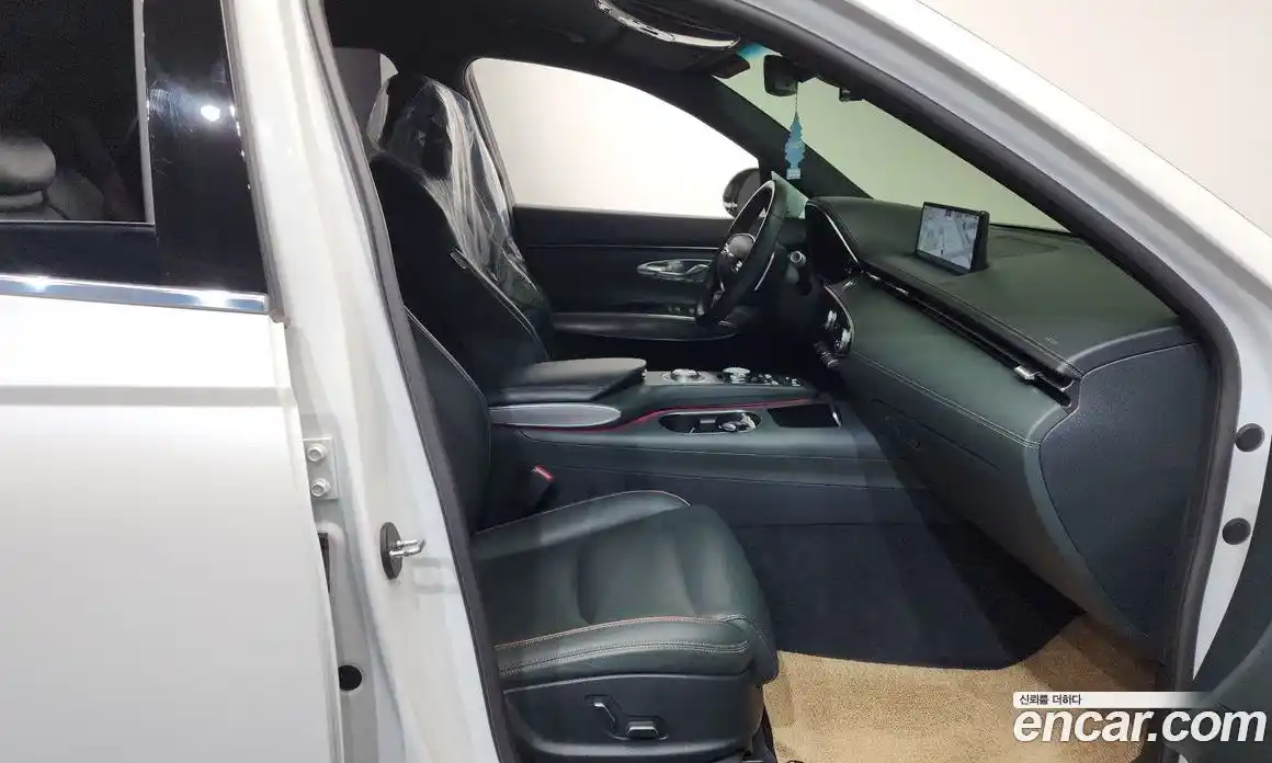 Genesis GV70 2021 2.5 автомат (гидро), фото 15