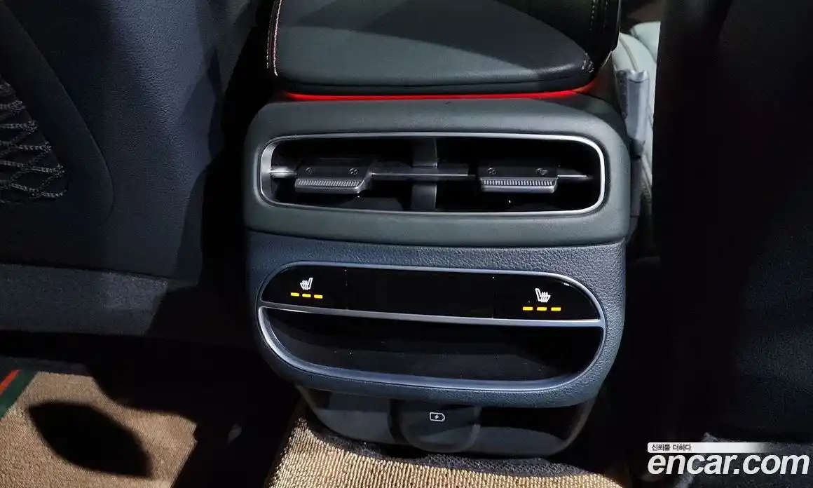 Genesis GV70 2021 2.5 автомат (гидро), фото 30