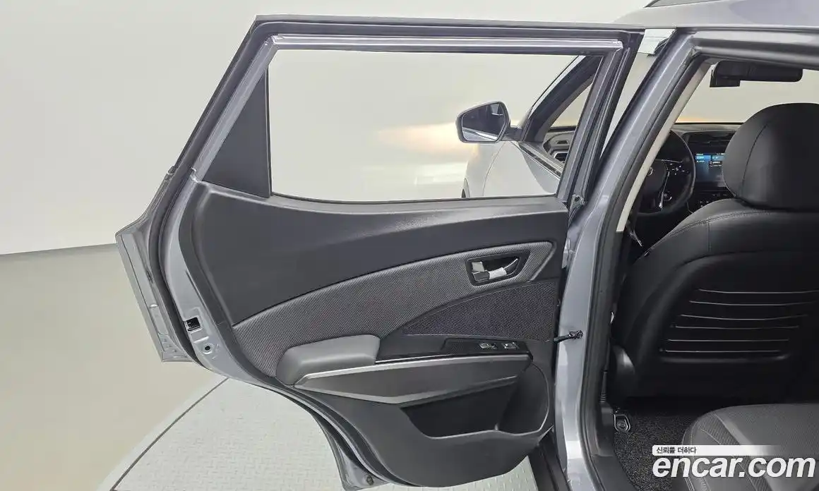 SsangYong TIBOLI 2024 1.6 автомат (гидро), фото 15