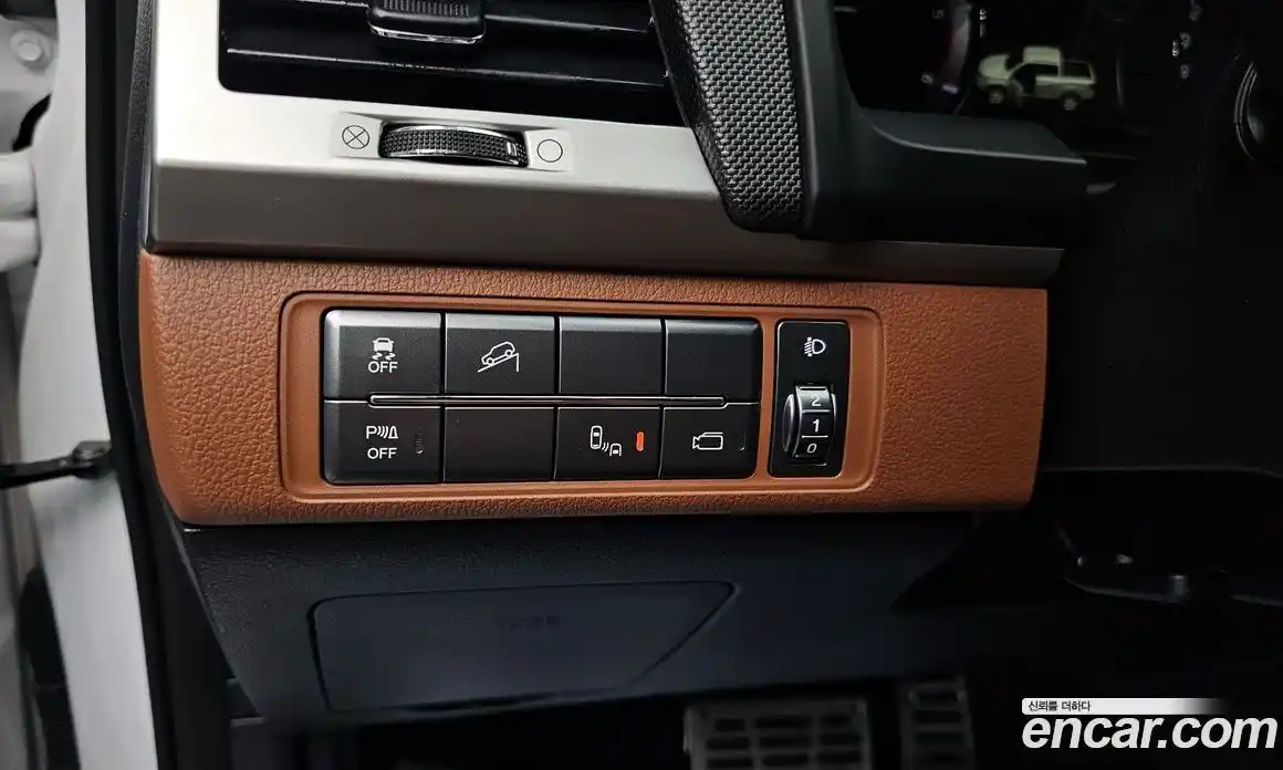 SsangYong Rexton 2018 2.2 автомат (гидро), фото 13