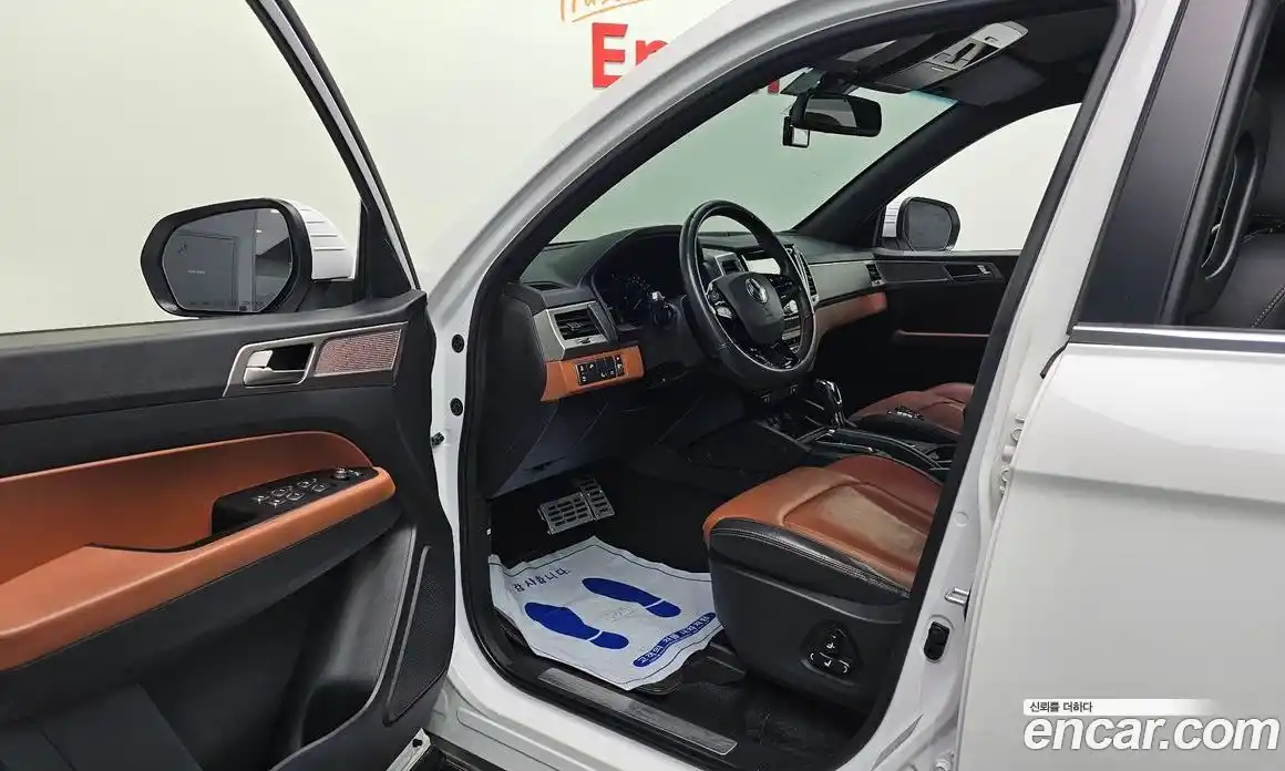 SsangYong Rexton 2018 2.2 автомат (гидро), фото 10