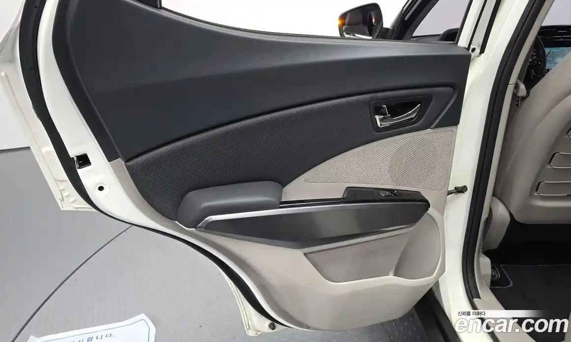 SsangYong TIBOLI 2019 1.5 автомат (гидро), фото 15