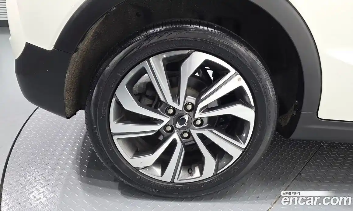 SsangYong TIBOLI 2019 1.5 автомат (гидро), фото 5