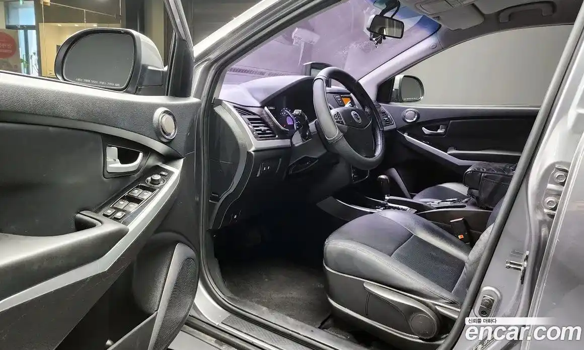 SsangYong Korando 2014 2.0 автомат (гидро), фото 10