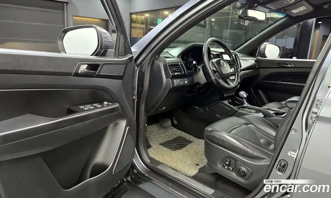 SsangYong Rexton 2020 2.2 автомат (гидро), фото 13