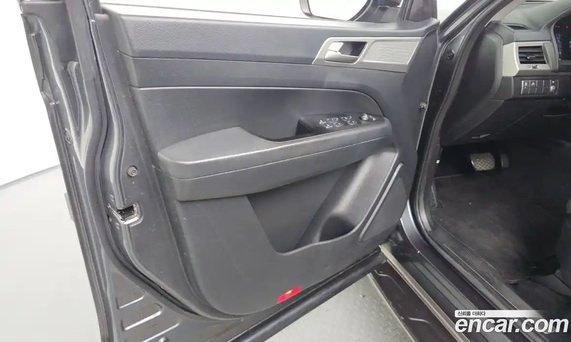 SsangYong Rexton 2018 2.2 автомат (гидро), фото 14