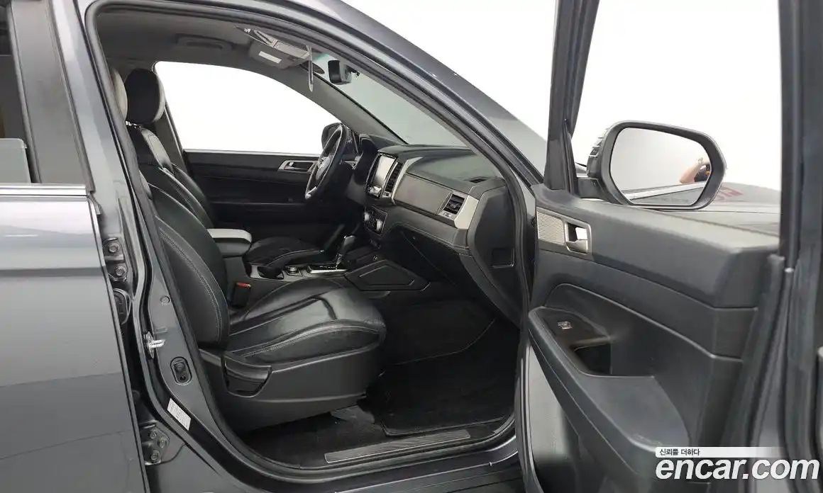 SsangYong Rexton 2018 2.2 автомат (гидро), фото 24