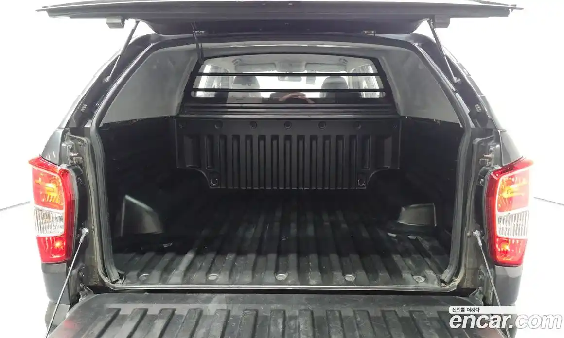 SsangYong Rexton 2018 2.2 автомат (гидро), фото 26