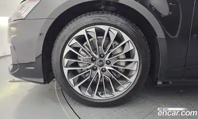 Audi A6 2024 2.0 автомат (гидро), миниатюра 5
