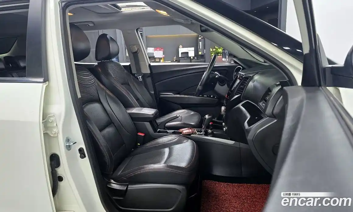 SsangYong TIBOLI 2017 1.6 автомат (гидро), фото 11