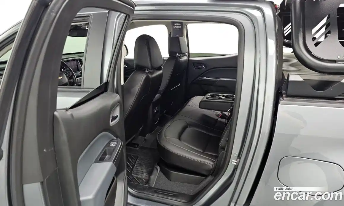 Chevrolet Colorado 2022 3.6 автомат (гидро), фото 11
