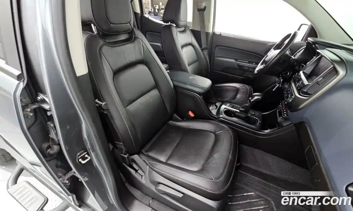 Chevrolet Colorado 2022 3.6 автомат (гидро), фото 18