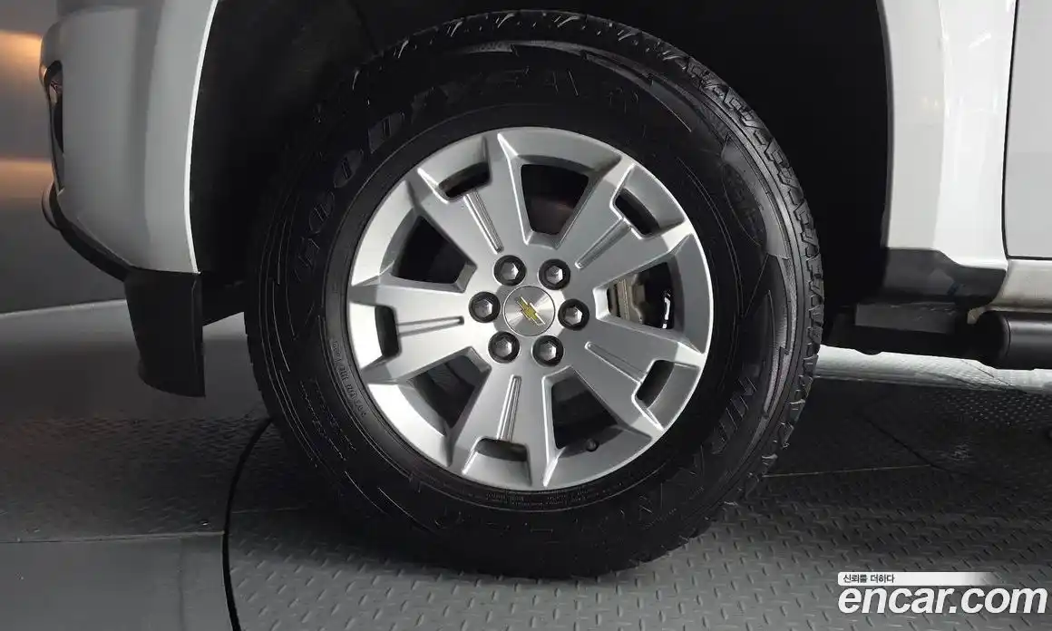 Chevrolet Colorado 2019 3.6 автомат (гидро), фото 5