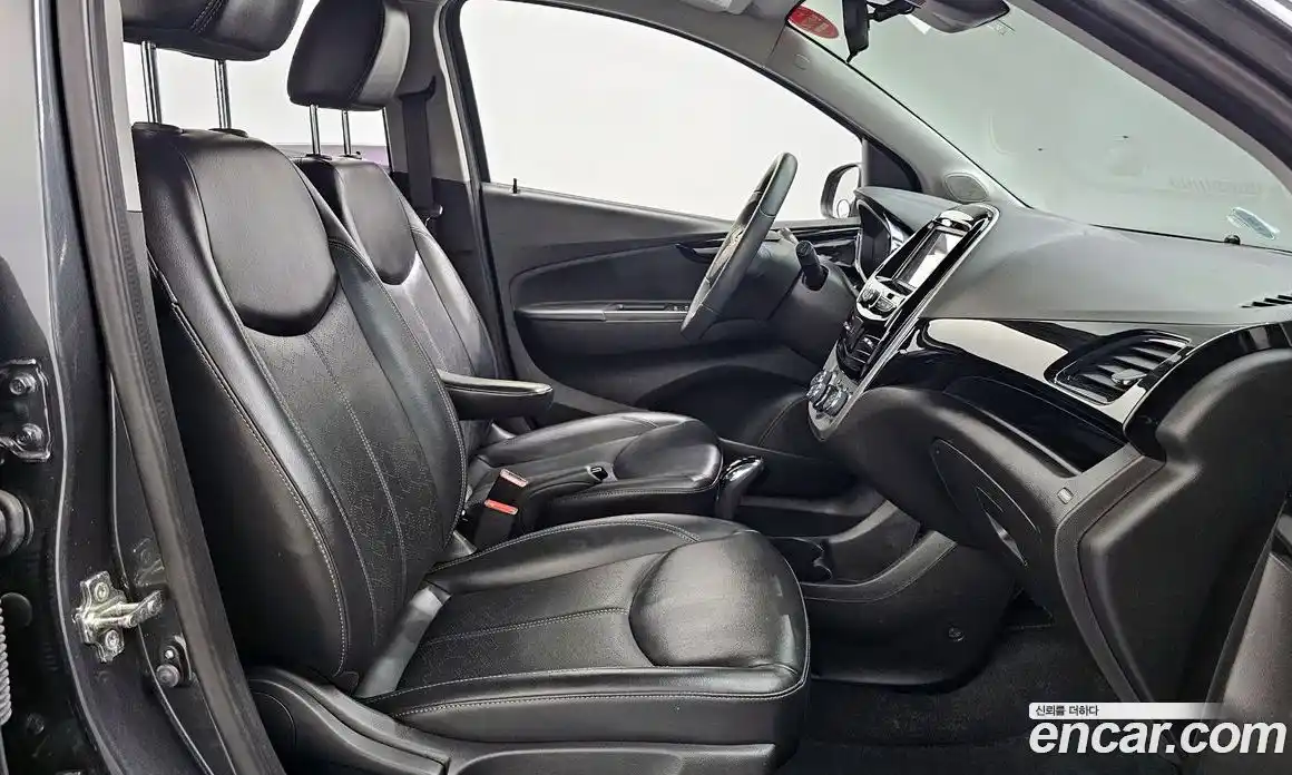 Chevrolet Spark 2017 1.0 автомат (гидро), фото 11