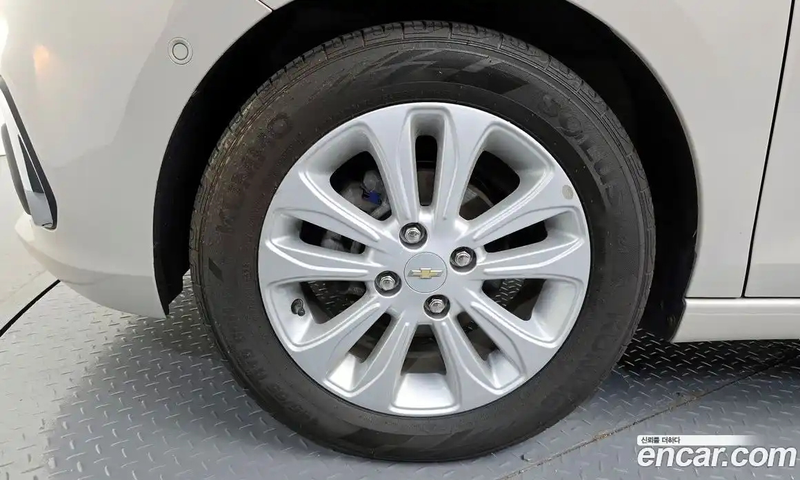 Chevrolet Spark 2016 1.0 автомат (гидро), фото 5