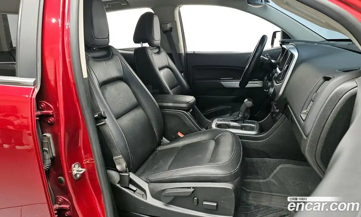 Chevrolet Colorado 2020 3.6 автомат (гидро), фото 17