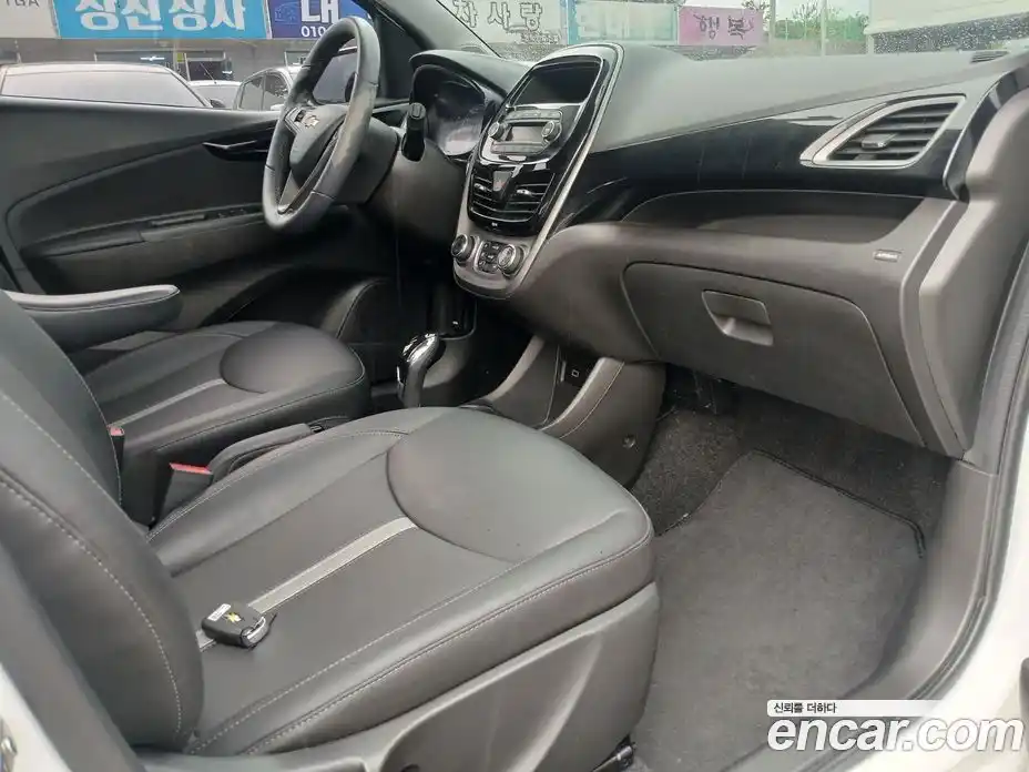 Chevrolet Spark 2022 1.0 автомат (гидро), фото 10