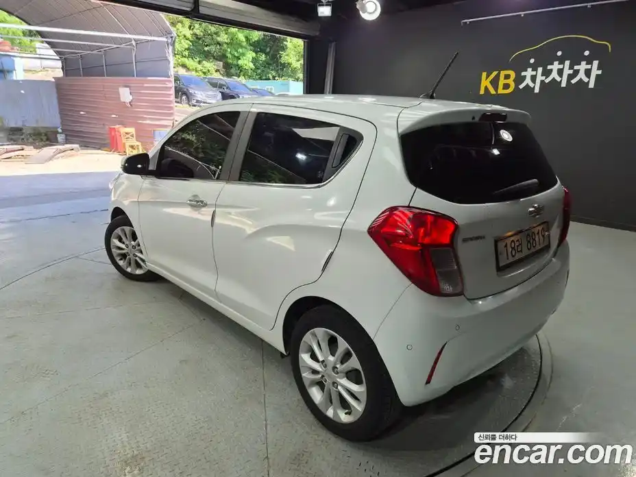 Chevrolet Spark 2019 1.0 автомат (гидро), фото 4
