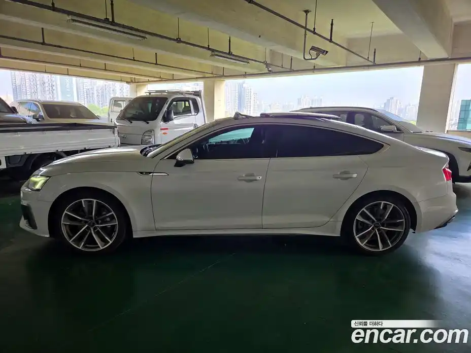 Audi A5 2021 2.0 автомат (гидро), фото 3