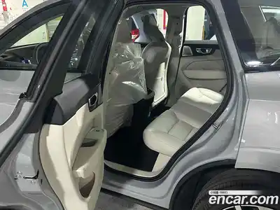 Volvo XC60 2026 2.0 автомат (гидро), миниатюра 11