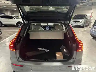 Volvo XC60 2026 2.0 автомат (гидро), миниатюра 12
