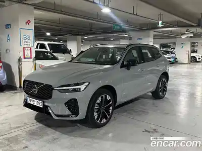 Volvo XC60 2026 2.0 автомат (гидро), миниатюра 8