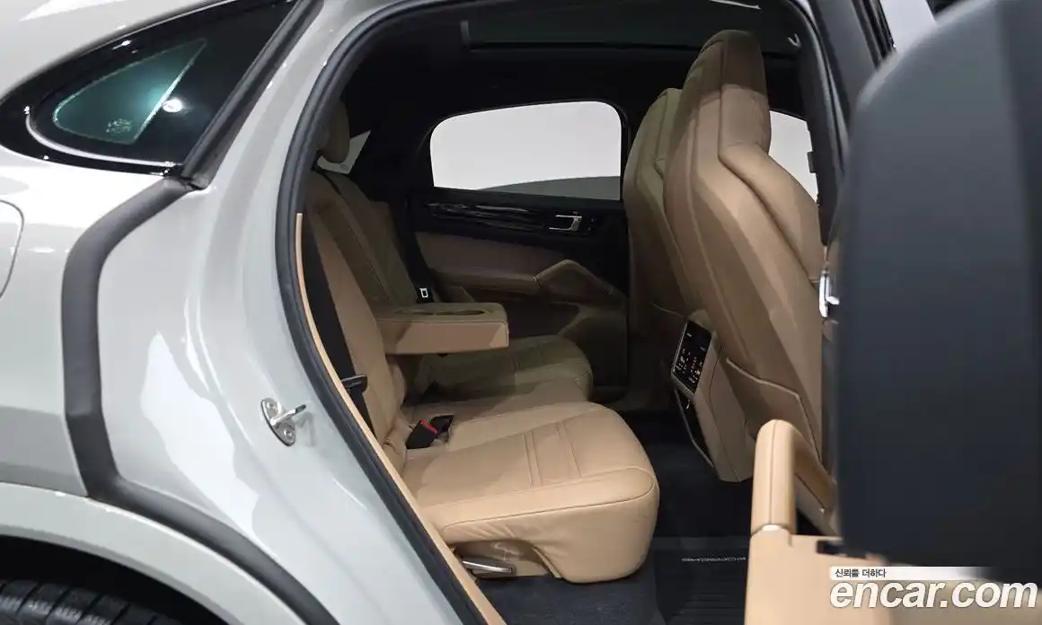Porsche Cayenne 2021 3.0 автомат (гидро), фото 17